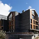 Isard Homes By Select Rentals